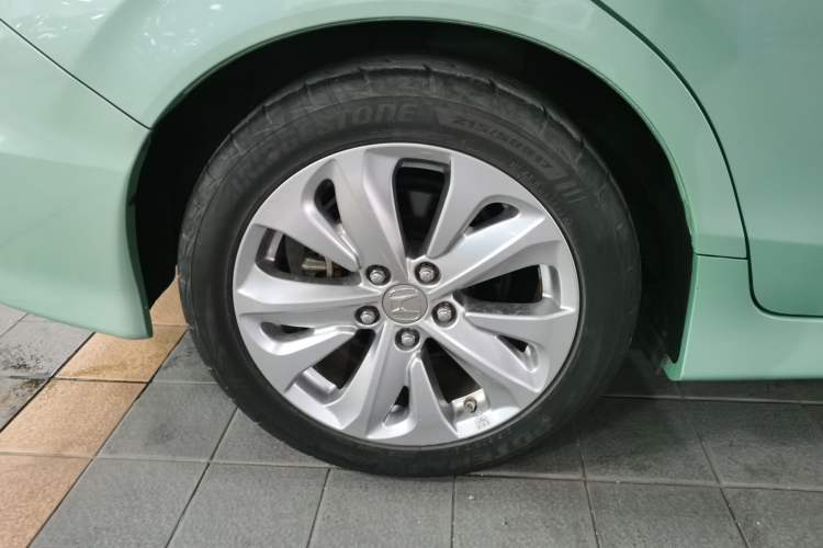 Used Honda Jade 2017 1.8L automatic Comfort version 5 seats