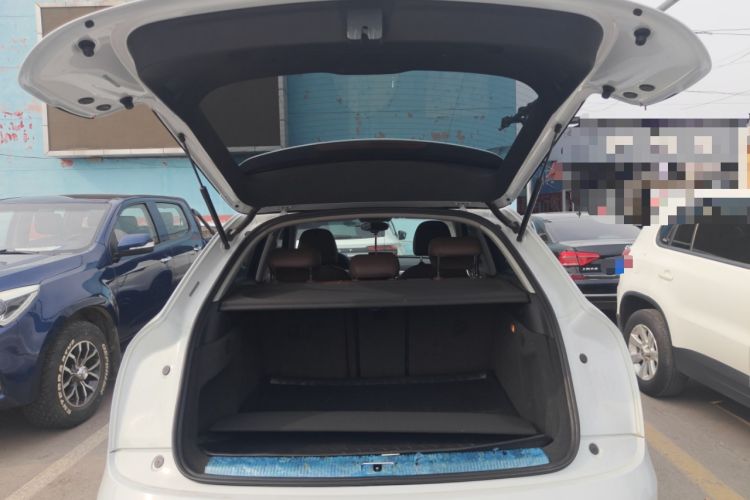 Used Audi Q3 2015 35 TFSI Comfort Model Trunk