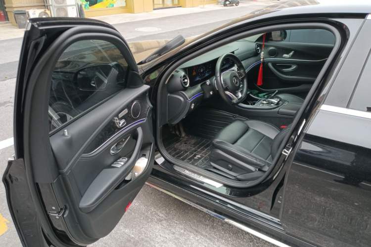 Used Mercedes-Benz E-Class 2016 E 200 L Sport Edition