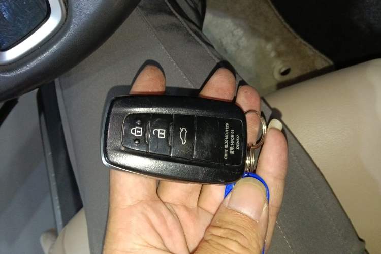 Used Toyota Camry 2019 2.5G Luxury Edition China VI Standard