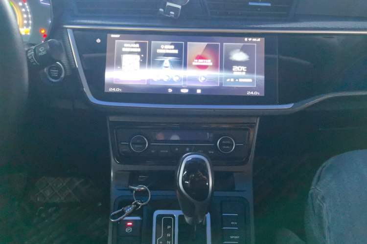 Used Geely Auto Emgrand GL 2021 UP 1.4T CVT Luxury Edition Audio And AC Panel