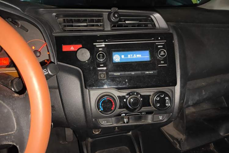 Used Honda Fit 2014 1.5L LX Manual Comfort Model
