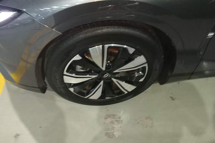 Used CHANGAN NEVO A07 2023 Range-Extended 200 Pro Exterior 4