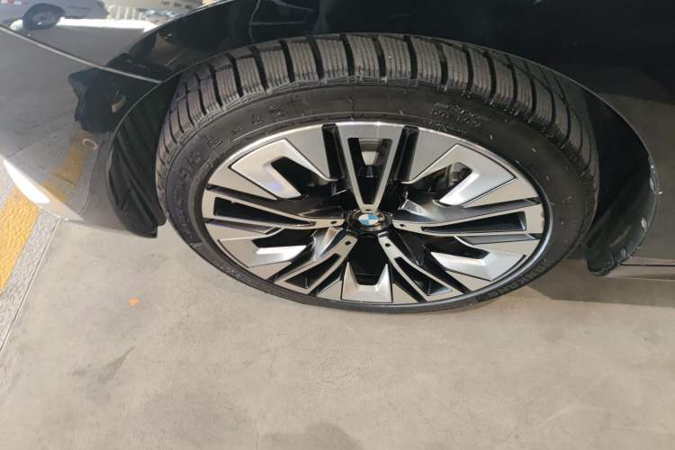 Used BMW 5 Series 2024 530Li Luxury Package Premium Edition
