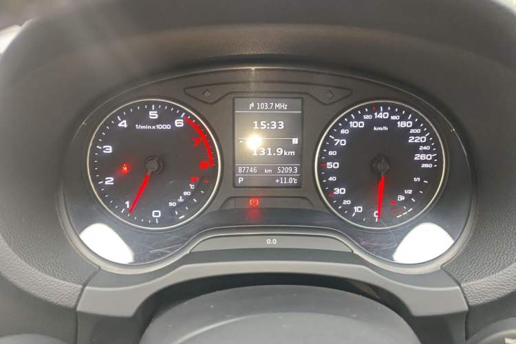 Used Audi A3 2015 Limousine 35 TFSI Millionth Anniversary Intelligent Leading Model
