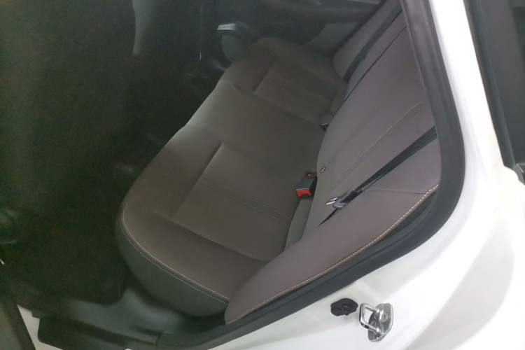 Used Changan Eado DT 2019 1.6L Manual Comfort Model China VI Standard