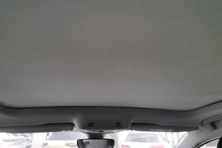 Used Volkswagen ID.7 VIZZION 2024 AIR model Headliner