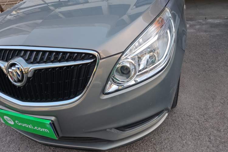 Used Buick GL8 2018 28T Luxury Model China VI Standard
