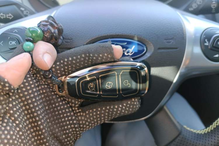 Used Ford Focus 2013 2.0T ST Orange Edition