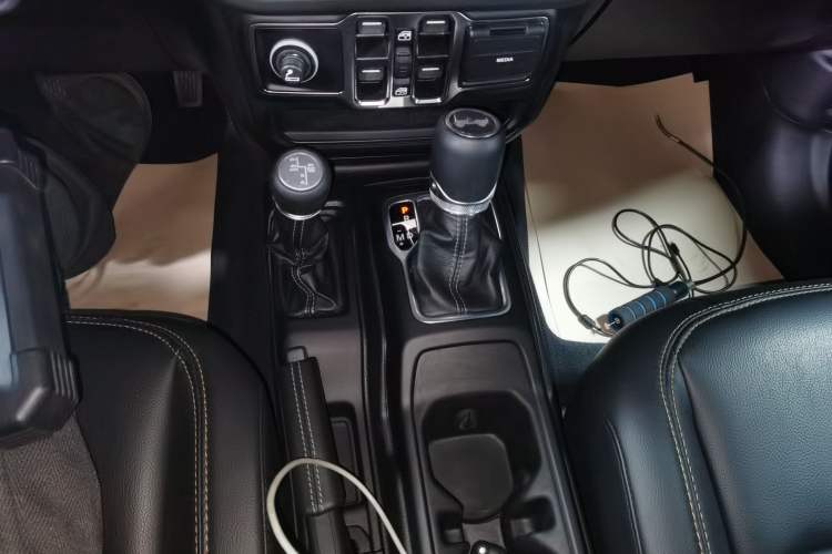 Used Jeep Wrangler 2024 2.0T Sahara Four-Door Edition