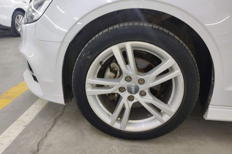 Used Audi A3 2020 Limousine 35 TFSI Fashion Edition China VI Emission Standard