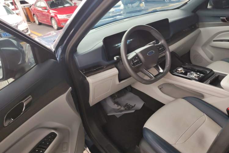 Used Ford Equator Sport 2022 EcoBoost 170 Premier PLUS Trim