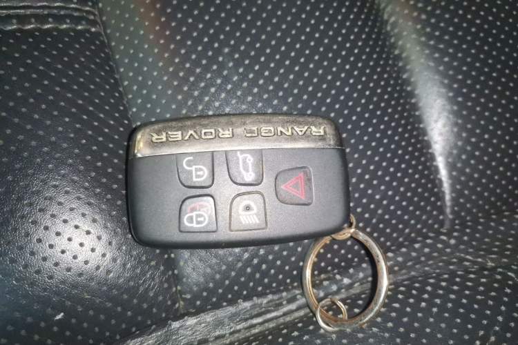 Used Land Rover Range Sport 2011 3.0 TDV6 Diesel Version Vehicle Key