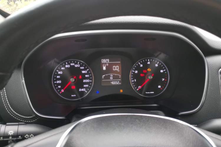 Used Roewe RX5 2018 20T Two-Wheel Drive Manual Flagship Edition