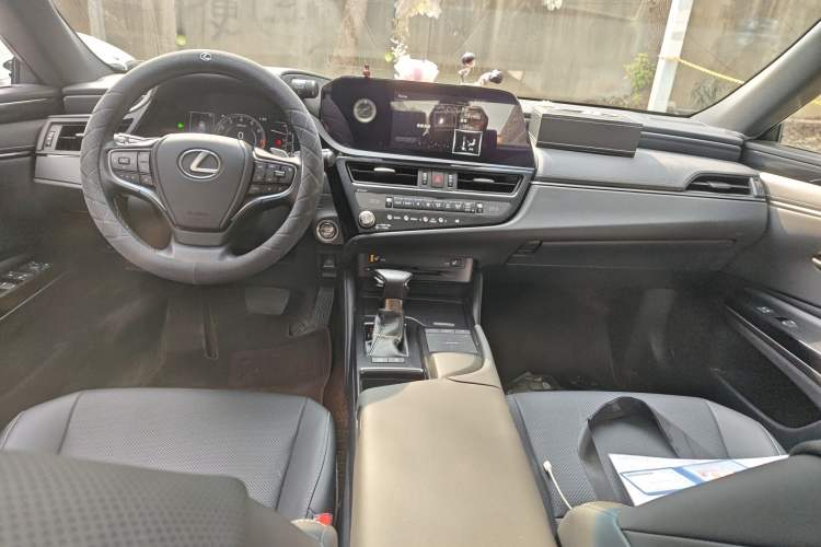 Used Lexus ES 2021 260 Excellence Edition
