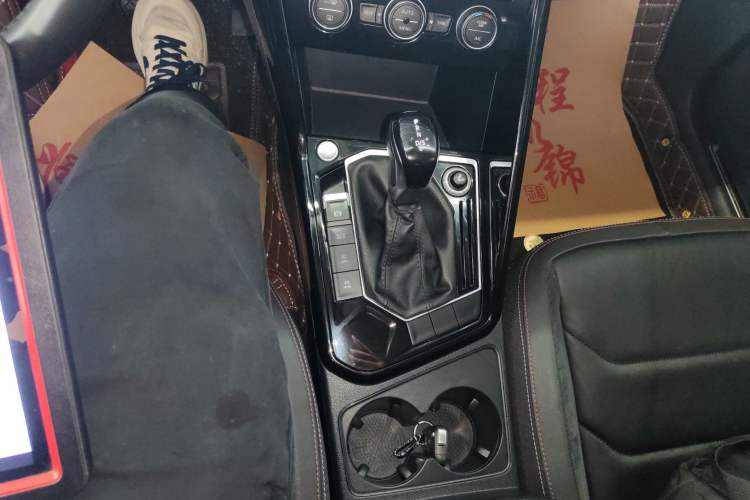 Used Volkswagen Tayron 2019 Teramont Edition 280TSI Two-Wheel Drive Luxury Model China VI Standard