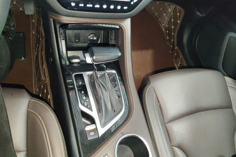 Used CHANGAN CS35PLUS 2018 1.6L Automatic Changlian Edition China V Standard