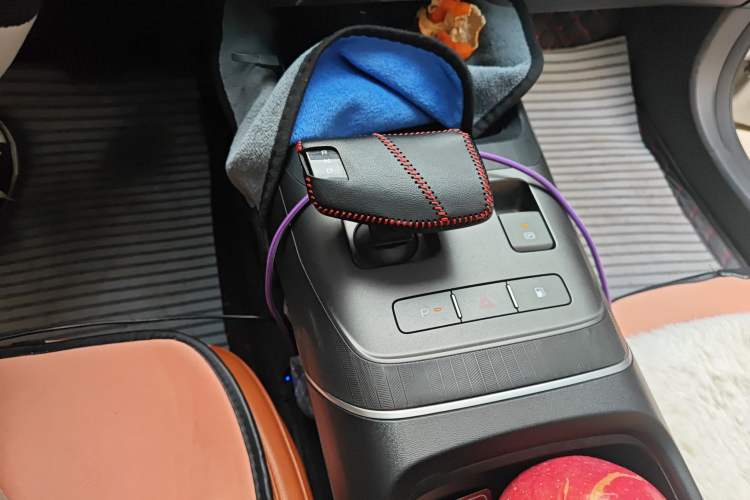 Used CHANGAN NEVO A05 2024 145 Pro Gear Lever