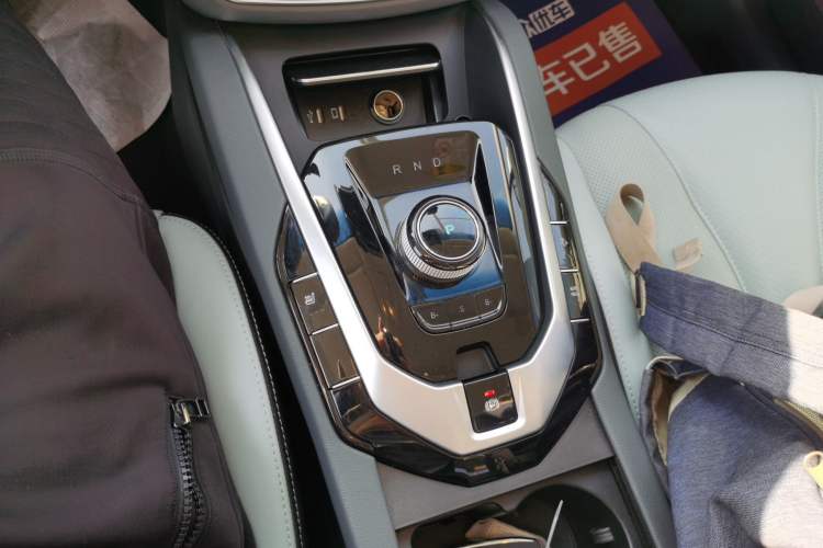 Used BAIC Beijing EU5 2018 R550 Smart Trend Edition
