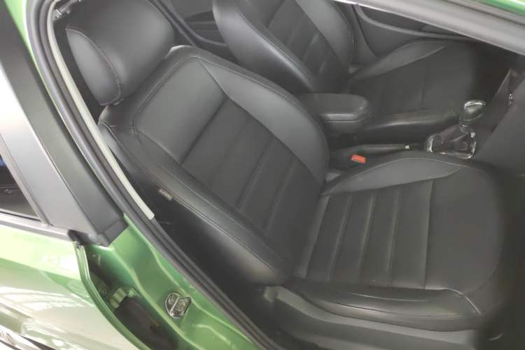 Used Volkswagen Polo 2013 1.4L Automatic Luxury Edition
