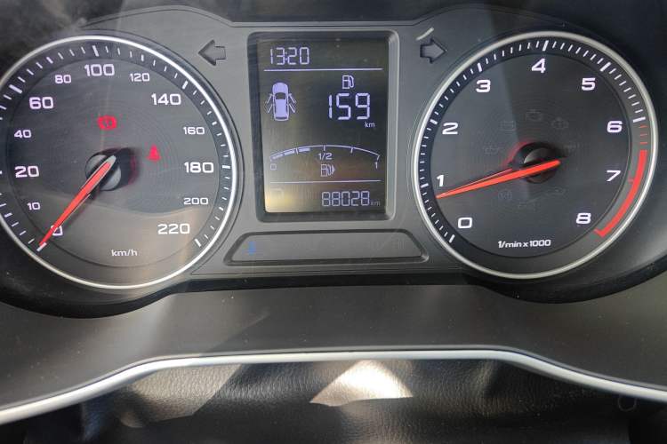 Used MG ZS 2017 1.5L Automatic Luxury Internet Edition Odometer Close Up