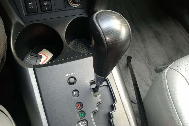 Used Toyota RAV4 2009 2.4L Automatic Luxury Edition
