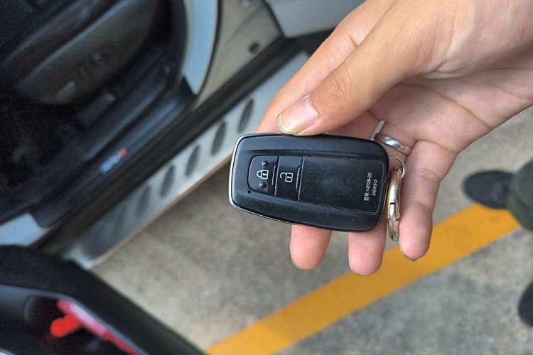 Used Toyota RAV4 2020 2.0L CVT Two-Wheel Drive Fashion Edition