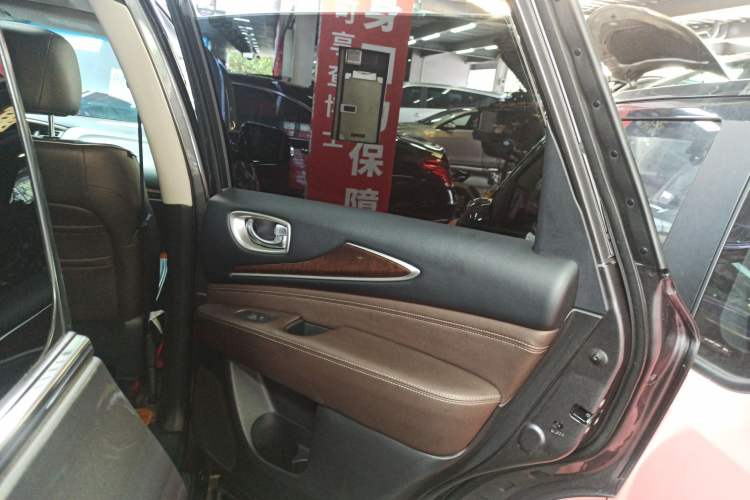 Used Infiniti QX60 2016 2.5 S/C Hybrid Two-Wheel-Drive Excellence Edition China V Standard