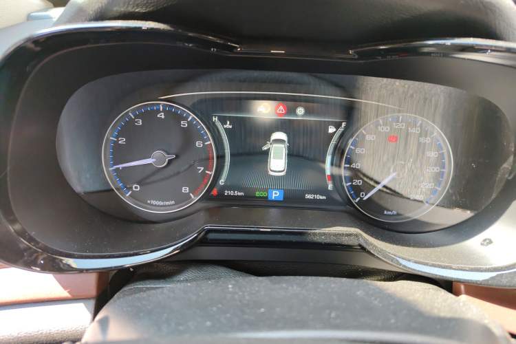 Used GAC Trumpchi GS8 2017 320T Two-Wheel Drive Luxury Edition (7 Seats)