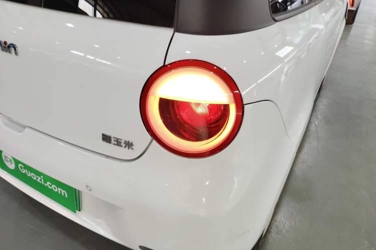 Used CHANGAN NEVO Lumin 2023 205km Xiangqin Version Right Rear Taillight