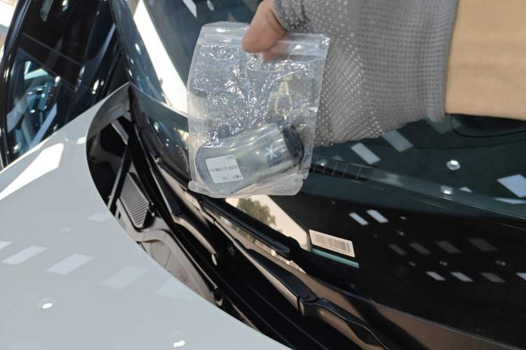 Used XPeng G9 2025 625 Long-Range Max Interior 1