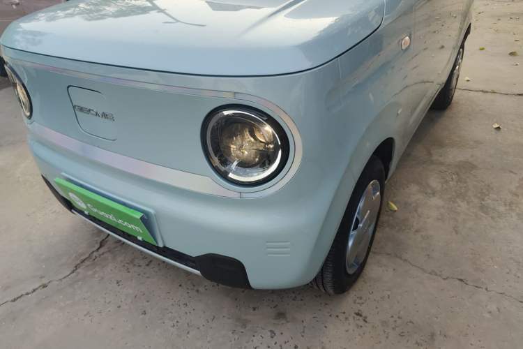 Used Geely Galaxy Panda 2024 Panda Mini 200km Endurance Bear Left Front Headlight