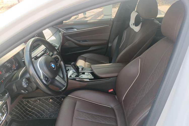 Used BMW 5 Series 2022 Revised Version 530Li xDrive M Sport Package Left Front Seat