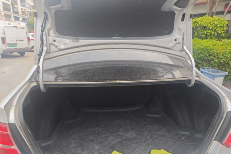 Used Toyota Corolla EX 2013 1.6L Automatic Luxury Edition Trunk