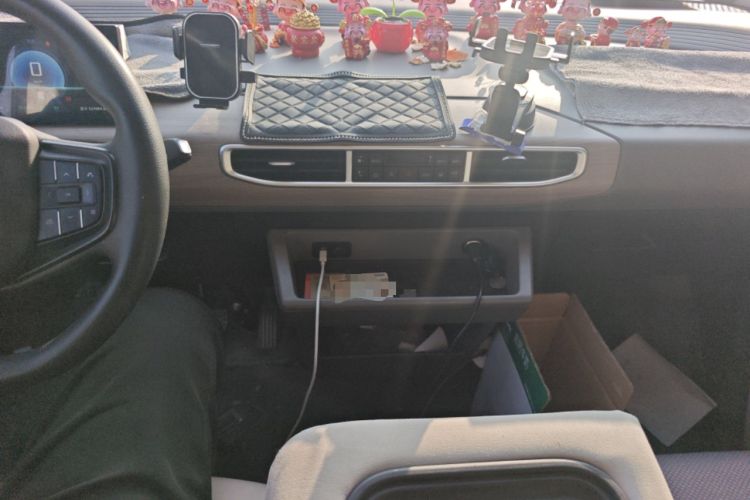 Used CHANGAN KUAYUE Starlight EV 2025 Model 7-Passenger Passenger Vehicle, 350 km, Luxury Edition Audio And AC Panel