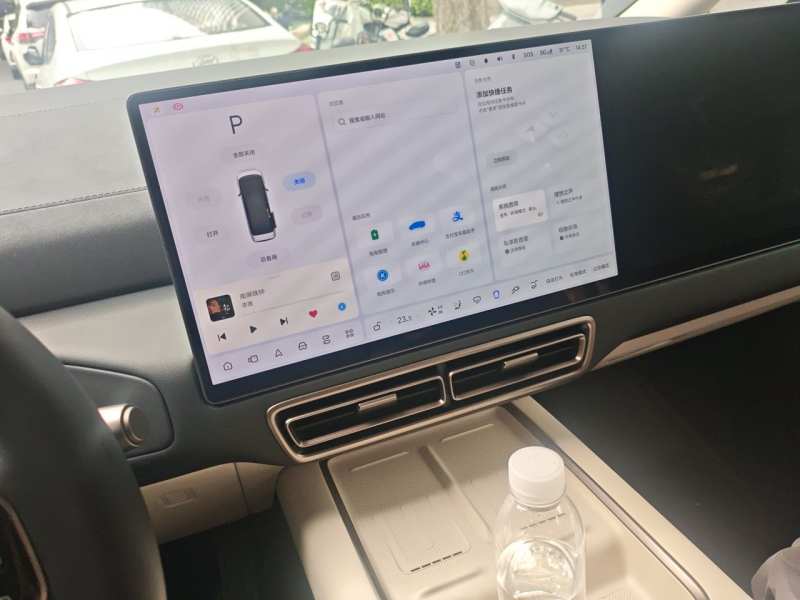 Used Li Auto MEGA 2025 Ultra Smart Refreshed Edition — 8
