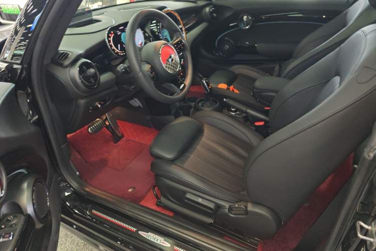 Used MINI JCW 2022 2.0T JOHN COOPER WORKS ALL-IN

