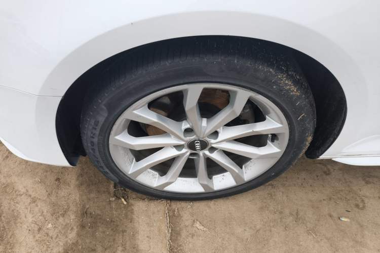 Used Audi A4L 2018 30th Anniversary Edition 40 TFSI Fashion Model