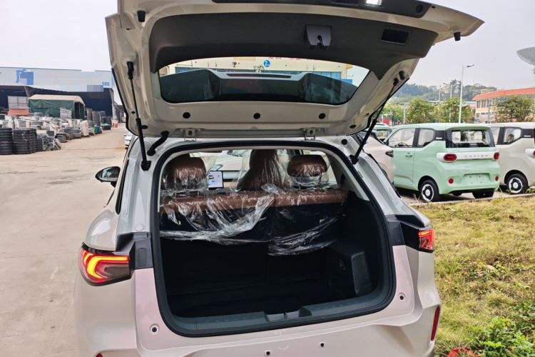 Used Wuling Bingo S 2025 Model 325km Deluxe Edition