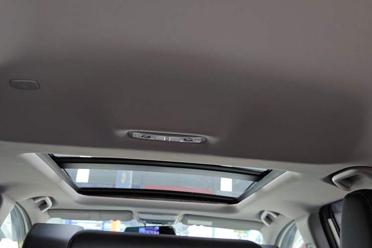 Used Honda CR-V 2019 Brilliant Edition Plus 240TURBO CVT Two-Wheel Drive Fashion Version China VI Emission Standard