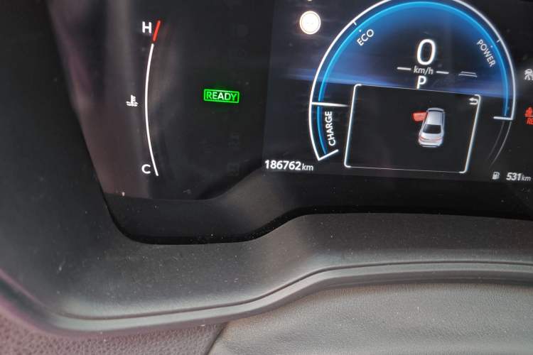 Used Toyota Levin 2023 Smart Electric Hybrid Dual-Engine 1.8L Leading Edition Odometer Close Up