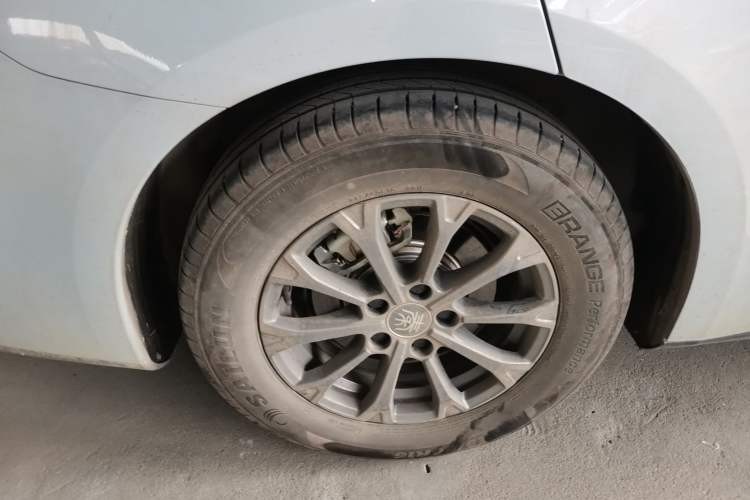 Used BYD Qin L 2025 DM-i Smart Drive 80KM Leading Model