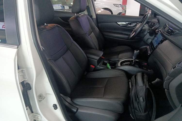 Used Nissan X-Trail 2022 2.0L Two-Wheel Drive Smart Connect & Comfort Edition