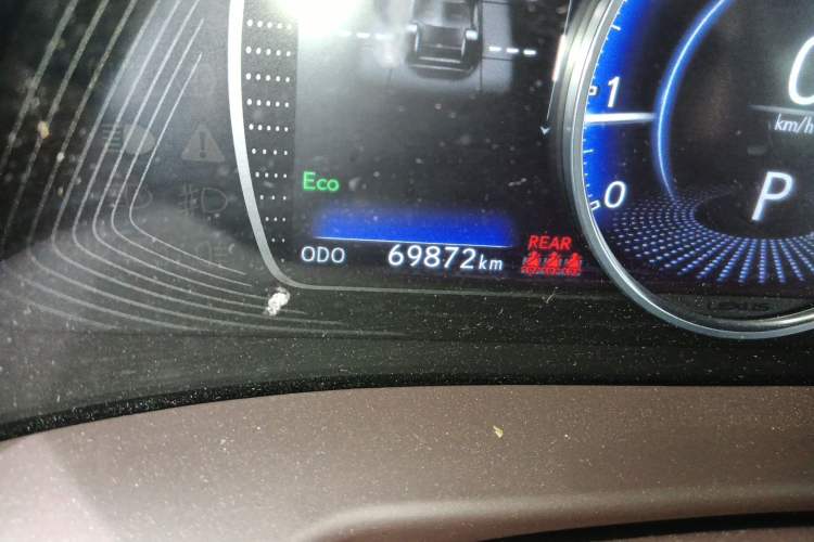 Used Lexus ES 2020 200 Excellence Edition Odometer Close Up