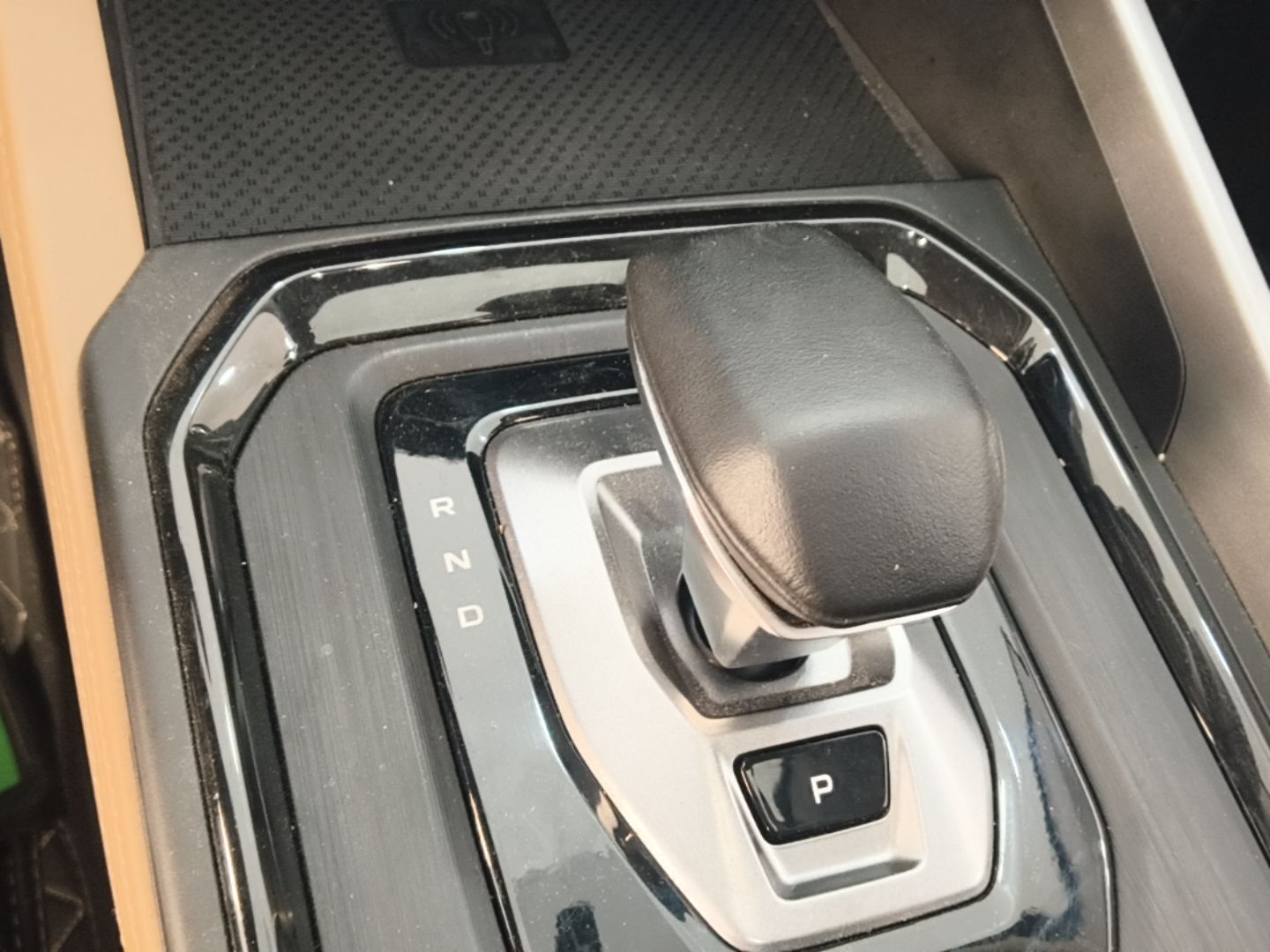 Geely Auto Haoyue PRO 2024 1.5T DCT Crosswise Edition — снимка 16