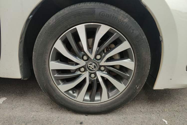 Used Toyota Corolla 2017 Revised Dual-Engine 1.8L E-CVT Leading Edition Right Front Wheel Hub