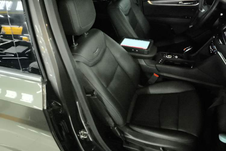 Used Cadillac XT6 2022 2.0T Six-Seater Four-Wheel-Drive Luxury Version