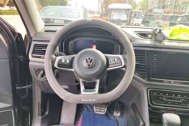 Used Volkswagen Teramont X 2020 Revised Version 380TSI Four-Wheel Drive Prestige Luxury Edition Steering Wheel