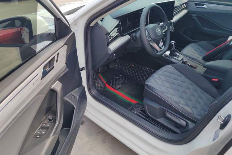 Used Volkswagen Sagitar 2023 300TSI DSG Excellence Edition