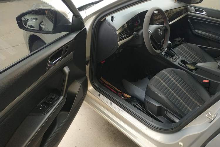 Used Volkswagen Lavida 2019 280TSI DSG Comfort Edition China VI standard
